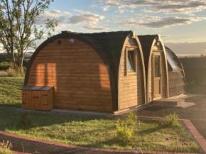 Hedgehog Glamping Pod School House Farm